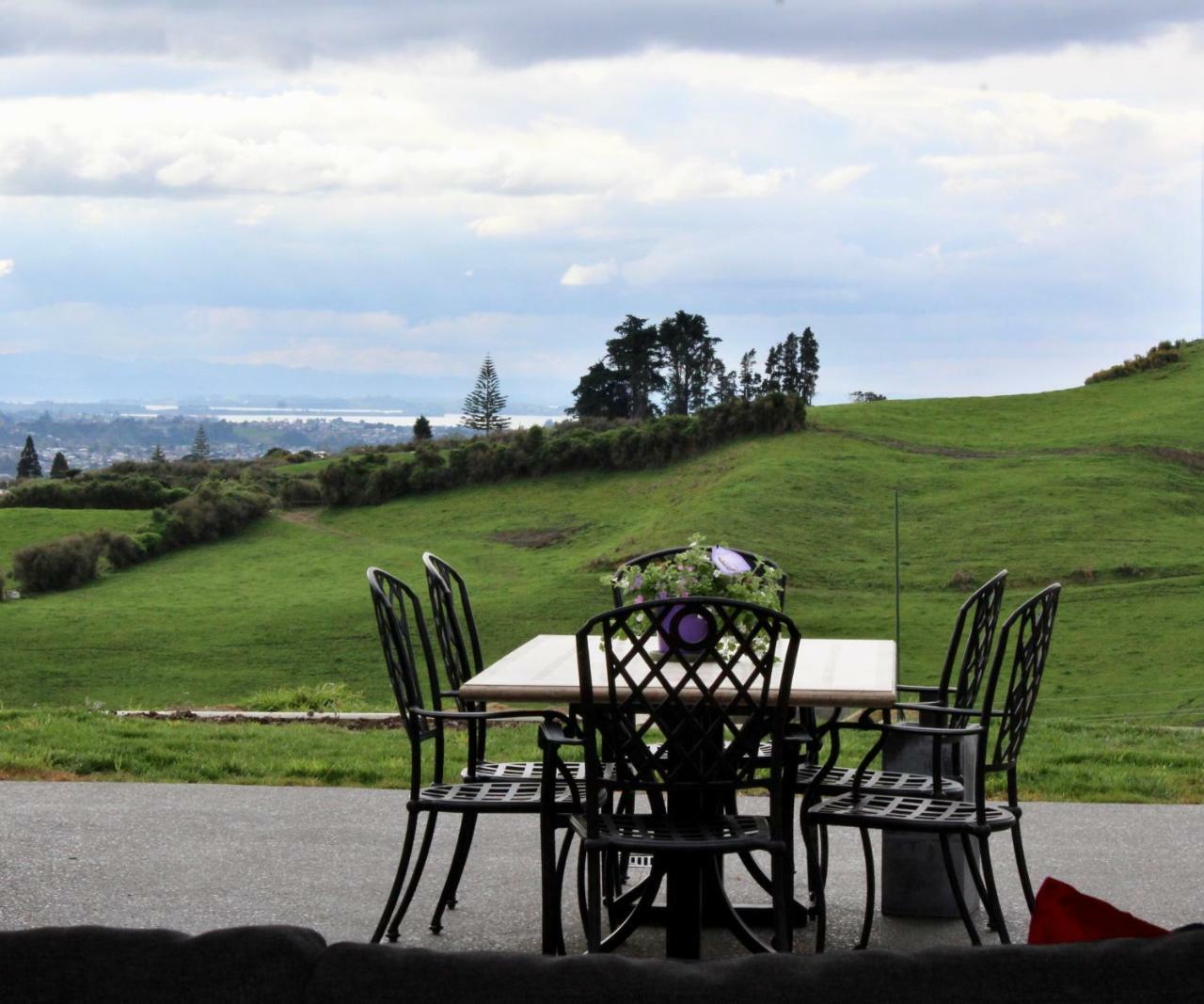 Arohanui Rural Retreat B&B ตาอูรังกา ภายนอก รูปภาพ